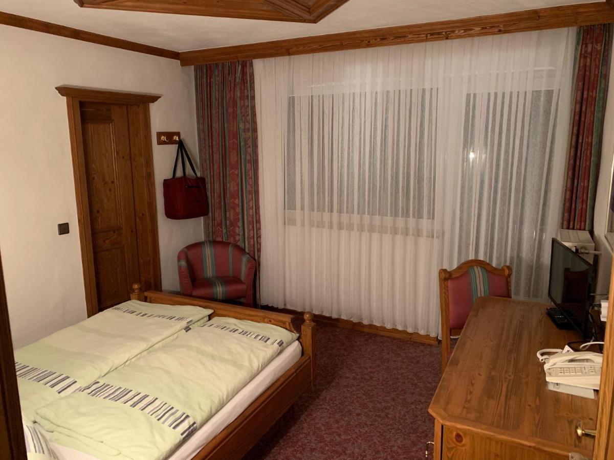 Hotel Haus Tiefenbach Bullange/Büllingen Esterno foto