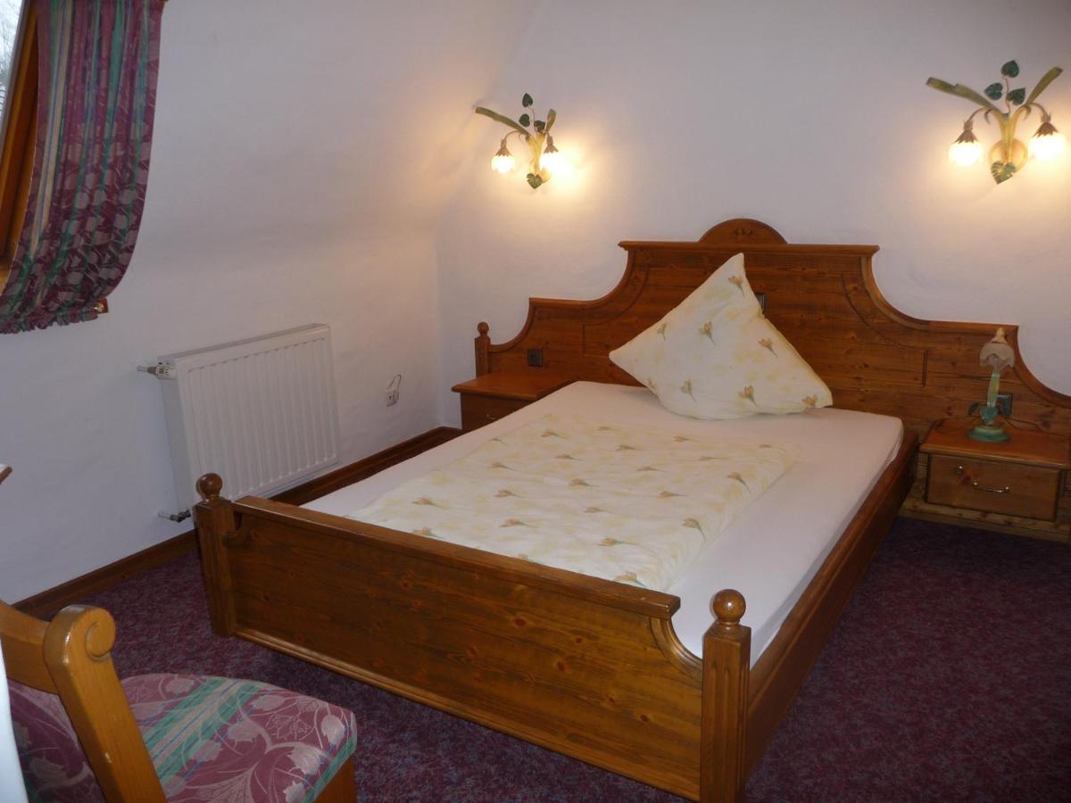 Hotel Haus Tiefenbach Bullange/Büllingen Esterno foto